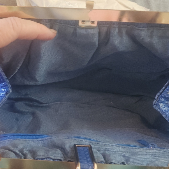 Blue snake skin crossbody/clutch - Picture 5 of 5